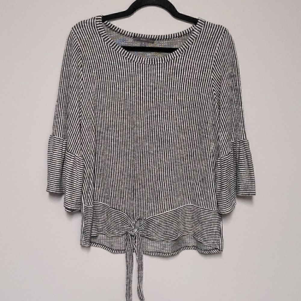 gyft Bell Sleeve Blouse 